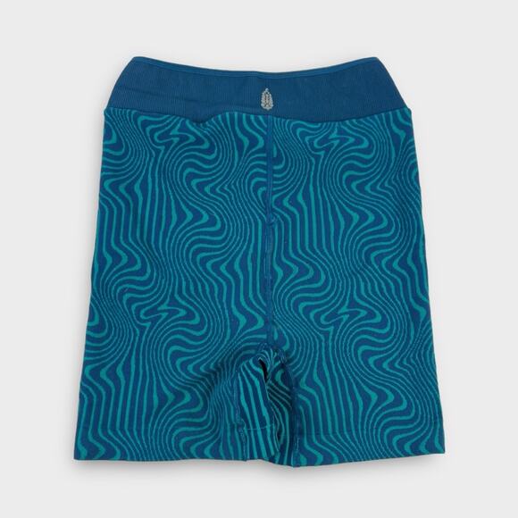 Free People Movement Crossover Waist Jacquard Biker Short Wave Runner Size Small - Picture 3 of 7